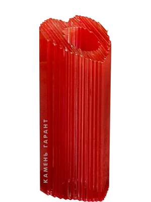 Оригинальная ваза с сердцевидным вырезом